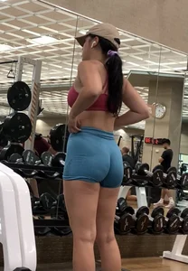 Blue spandex shorts teen ass, perfect booty w VTL at gym