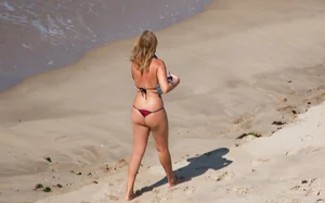 Beach and bikini candid girls