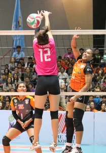 Thai candid volleyball girls
