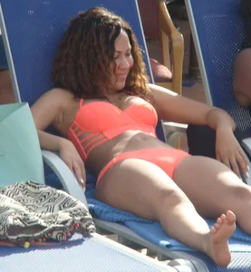 Bikini girls