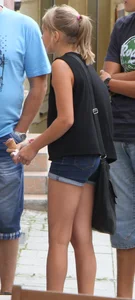 Skinny Teen in Denim Shorts And Flats Street Creepshots