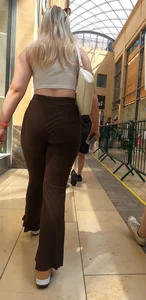 Mall Blonde Great Closeupss Too