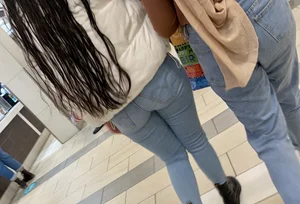 Fly in her Levi’s