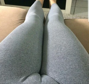 Hot Cameltoe Selfie in Grey Yoga Pants