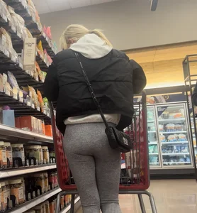 Couple of hotties at target pt 3