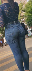 Armenian girl has gorgeous ass