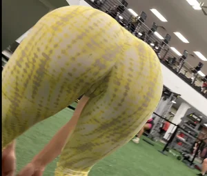 TINY PETITE TEEN YELLOW LEGGINGS   GOD TIER  ️