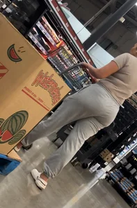 Latina cutie with tight grey sweats on (VPL?)