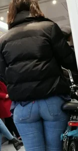Cumable teen in tight ass in jeans
