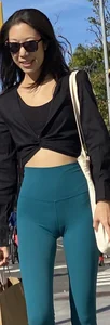 Cameltoe on Asian girl