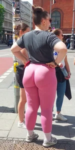 Thick fat German ass in pink leggings (OC, pics)