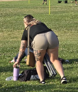 Football mom deep crack on her