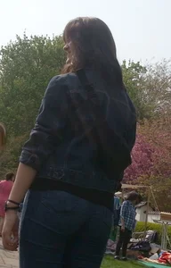 Milf in tight jeans with a nice ass and vpl