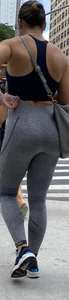 A few more random asses in yoga pants for you to enjoy