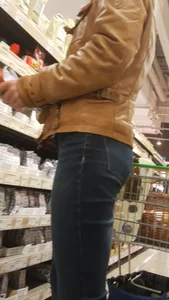 Blonde with a nice booty shopping in tight jeans