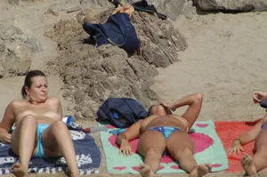 Sexy mature girls on Vilanova topless beach
