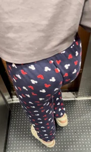 Mad Jiggly!! Big booty latina in Pj’s