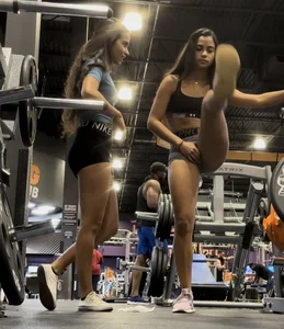 Hot gym girls