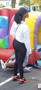 Incredible Teen Bubble Butt!