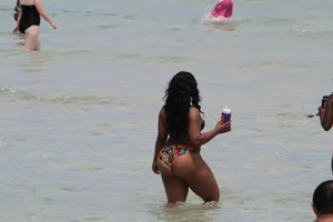 Ebony beach and bikini girls