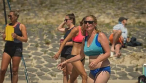 Beach volleyball babes in bikinis