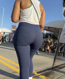 Sexy Fit Thick Round Phat Ass Bubble Booty MILF