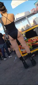 Goth cheeks at music festival    [MEGAPOST]