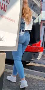 ass in tight blue jeans