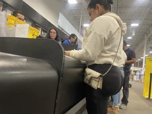 Small cute Latina milf with plumpy ass