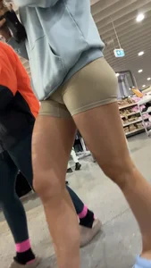 Very sexy bubbles  in the mall and a cameltoe