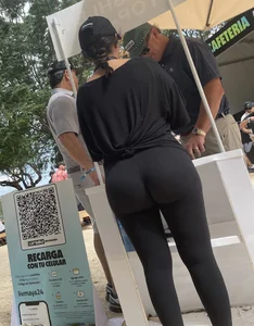 The Best Ass EVER ! 10/10 (OC) NUTBUSTER