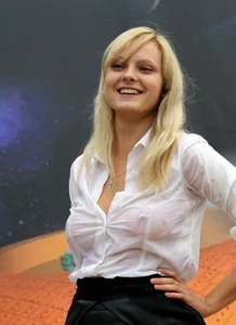 Candid tits and pokies