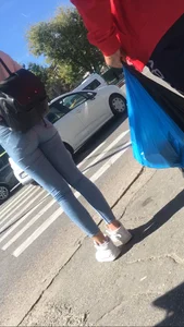 You prefer big ass or petite ass of teens? Choose your favourite