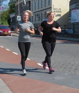 Candid girls in leggings, yoga pants, lulus and lycra