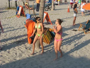 Mix of candid girls at the beach and in bikinis