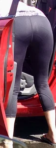 Candid girls in leggings and tights