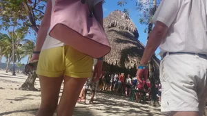 Milf in yellow shorts with vpl and a wedgie