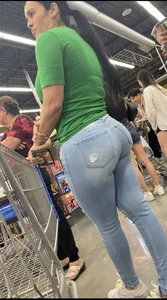 Hottest Latina Miami MILF  VPL in Tight Jeans (MEGAPOST)