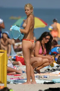 Beach voyeur babes in bikinis, thongs and topless