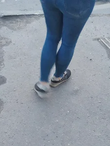 Nice Legs and Booty in Tight Jeans Street Candid