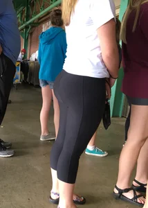 Big booty babe at a baseball game in tight leggings