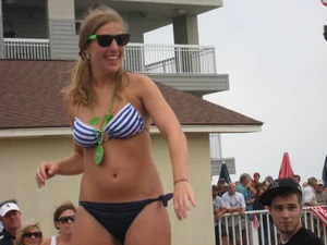 IOP Bikini Contest Drivin N' Cryin Show May 2009