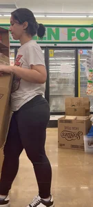 Cute Bare-Faced College PAWG with VPL on HEAVY ASS