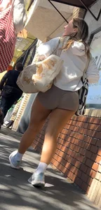 Jiggly college Pawg in tight booty shorts