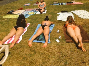 Beach creepshots of girls' legs and feet