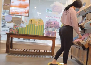 BBL shopping at the Mall  not OC