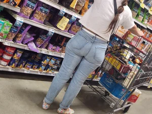 Out In The Wild 27 ( My favorite MILF Latina )