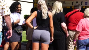 Big booty blonde babe in tight grey spandex shorts with vtl