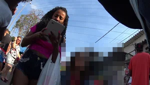 Sexy black milf walking with a great ass in short jean shorts showing her ass cheaks