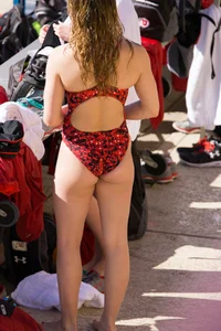 Stocky Candid Girl in a One Piece Swimsuit Creepshot, Flat Ass And Nice Legs
